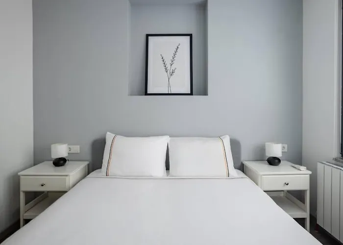 Lägenhet Amazing Luxury Duplex High Ceiling Patio! #403