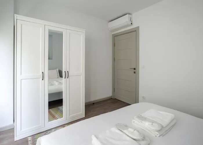 Amazing Luxury Duplex High Ceiling Patio! #403 Lägenhet Istanbul