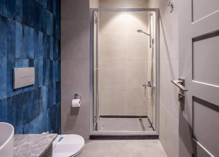 Amazing Luxury Duplex High Ceiling Patio! #403 Lägenhet