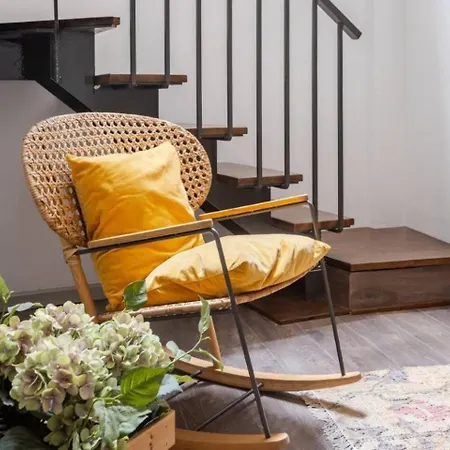 Amazing Luxury Duplex High Ceiling Patio! #403 이스탄불