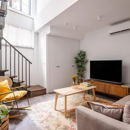 Amazing Luxury Duplex High Ceiling Patio! #403 Διαμέρισμα